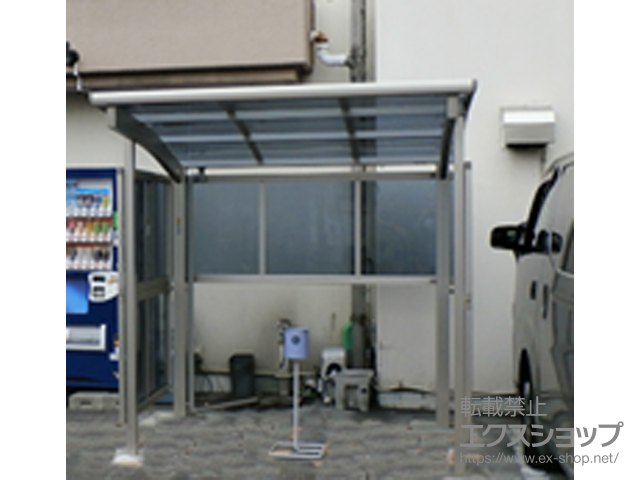 東京都足立区ののサイクルポート・駐輪場 レイナパークグラン 積雪〜20cm対応 *背面パネル1段＋側面パネル各2段 施工例