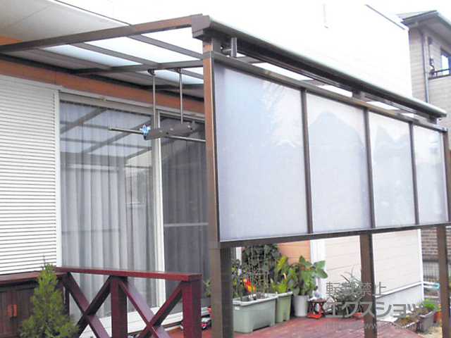 千葉県野田市ののテラス屋根 スピーネ F型 テラスタイプ 単体 積雪〜20cm対応 施工例