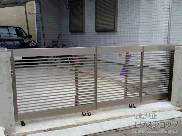 神奈川県相模原市ののカーポート ネスカR (ラウンドスタイル) 縦連棟 積雪〜20cm対応＋着脱式サポート 標準柱（H22）用 2本入×2セット 施工例