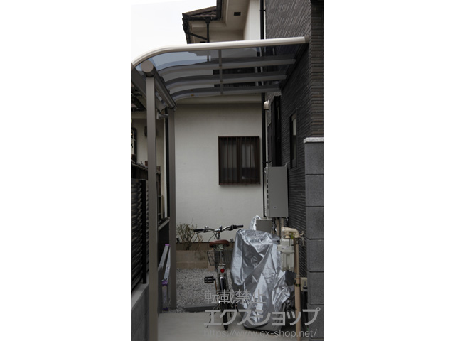 埼玉県さいたま市ののテラス屋根 プレシオステラス R型 テラスタイプ 単体 積雪〜20cm対応 施工例