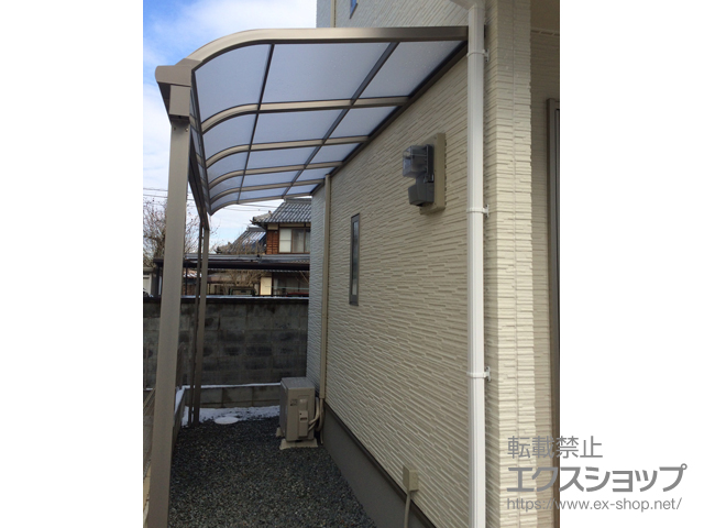 京都府綾部市ののテラス屋根 スピーネ R型 1500 テラスタイプ 単体 積雪〜50cm対応 施工例