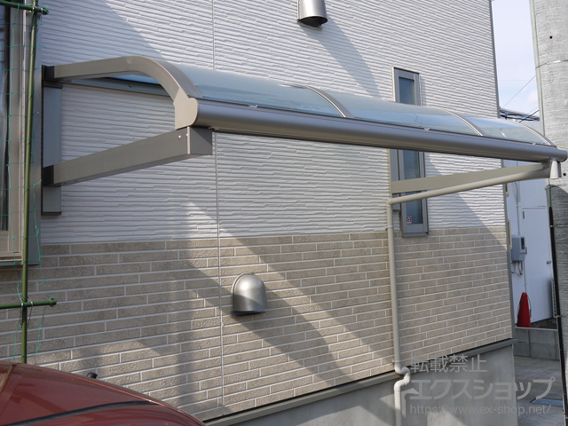 愛知県安城市ののバルコニー・ベランダ屋根 ヴェクターテラス R型 ルーフタイプ 単体 積雪〜20cm対応 施工例