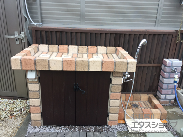 香川県綾歌郡宇多津町のの立水栓・ガーデンシンク シャワープレイス スタンドタイプ 施工例