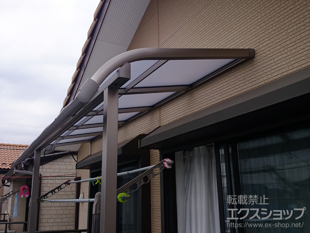 愛知県北名古屋市のLIXIL リクシル（トステム）のバルコニー・ベランダ屋根 パワーアルファ RB型 屋根タイプ 単体 積雪〜30cm対応 施工例