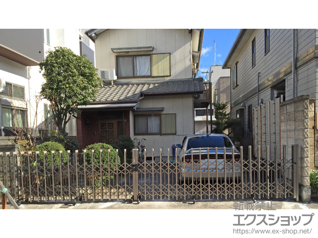 愛知県名古屋市ののカーゲート トリップゲート イノーバP ノンレール 両開き 74W(37S+37M) 施工例