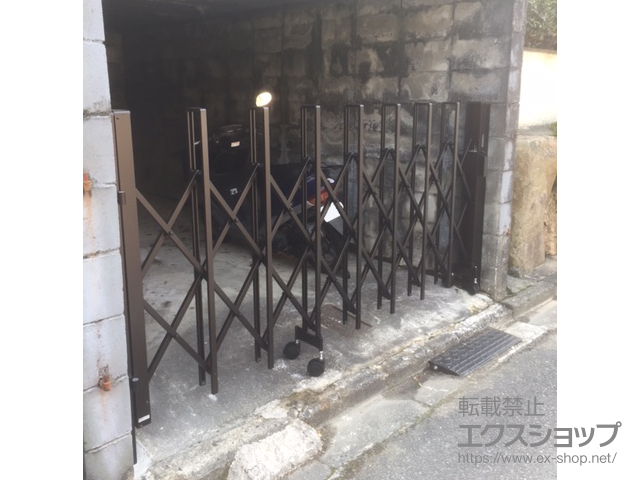 大阪府枚方市ののカーゲート トリップゲート RA型 ノンレール 片開き 24S 施工例