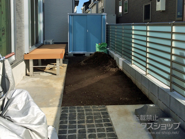 神奈川県小田原市ののフェンス・柵 サニーブリーズフェンスS型 間仕切りタイプ 施工例