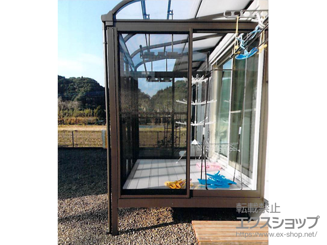 宮崎県日南市ののテラス囲い・サンルーム サニージュR型 床納まり 積雪〜20cm対応 施工例