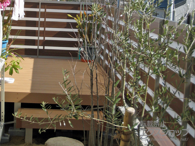 大阪府和泉市ののフェンス・柵 ジオーナフェンス YP型 マテリアルカラー フリーポールタイプ 施工例