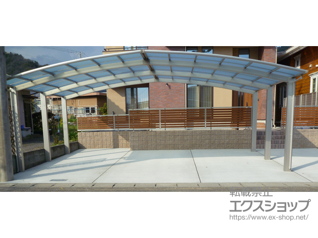 静岡県静岡市ののカーポート レイナトリプルポートグラン 積雪〜20cm対応 施工例