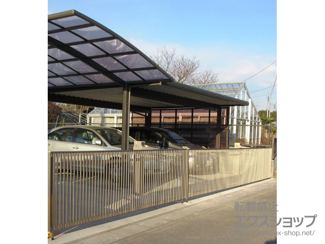 埼玉県上尾市ののカーゲート ワイドオーバードアS2型 手動式 施工例