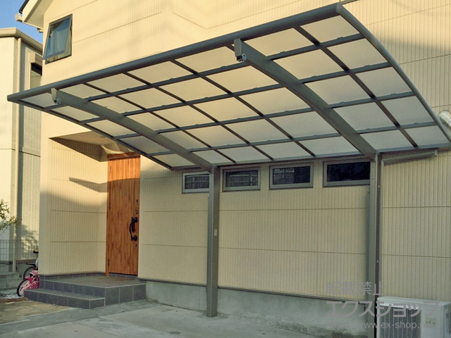 東京都多摩市ののカーポート ネスカR (ラウンドスタイル) 積雪〜20cm対応＋着脱式サポート ロング柱（H25）用 2本入り×1セット 施工例