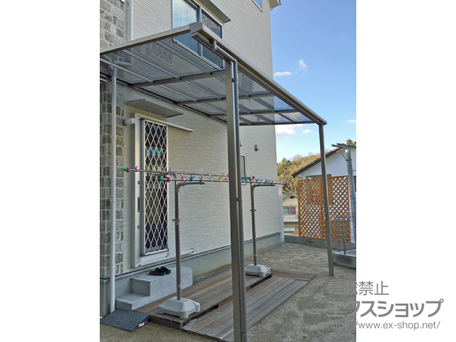広島県安芸郡海田町ののテラス屋根 スピーネ F型 テラスタイプ 単体 積雪〜20cm対応 施工例