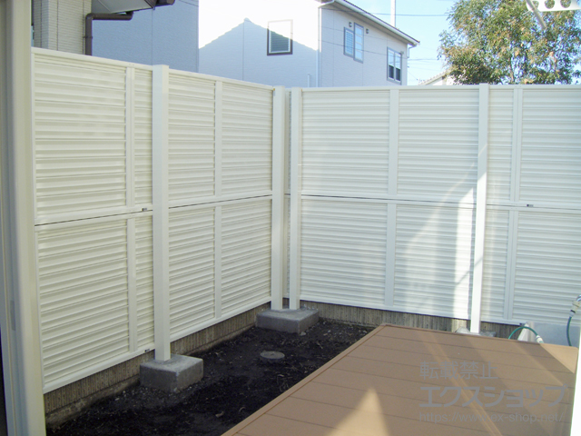 静岡県沼津市ののフェンス・柵 ミエーネフェンス 自由柱 2段支柱＜自立建て用＞ 施工例