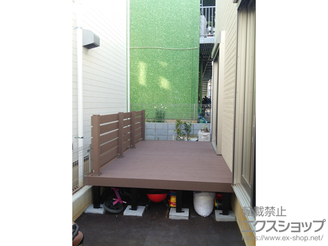 埼玉県越谷市ののウッドデッキ マージウッドデッキ＋ルーバーデッキフェンス 施工例