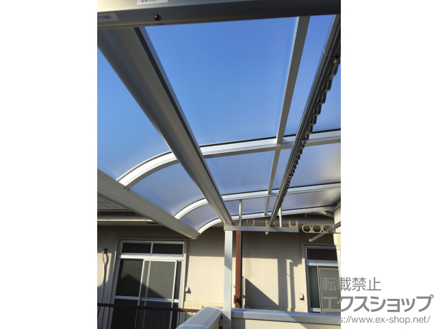 愛知県名古屋市ののバルコニー・ベランダ屋根 ヴェクターテラス R型 屋根タイプ 単体 積雪〜20cm対応 施工例