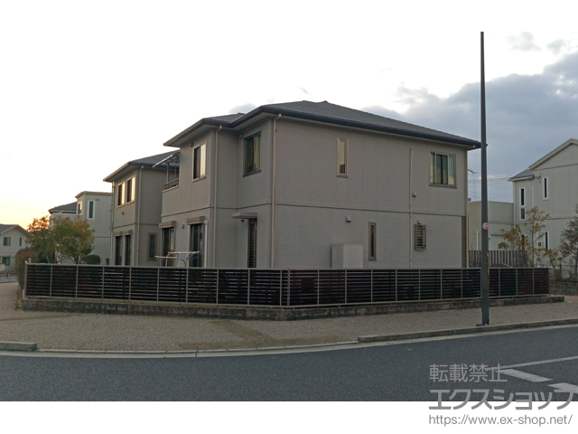 大阪府箕面市ののフェンス・柵 セレビューフェンス RP3型[太横パネル] フリーポールタイプ 施工例