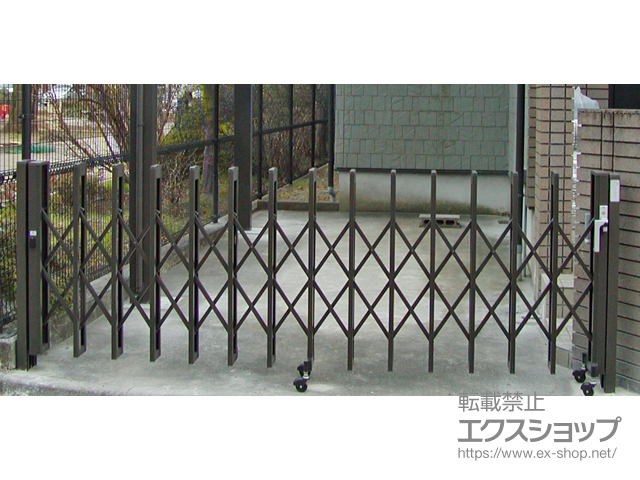 東京都練馬区ののカーゲート アルシャインII M型 Aタイプ ノンレール 片開き 310S 施工例