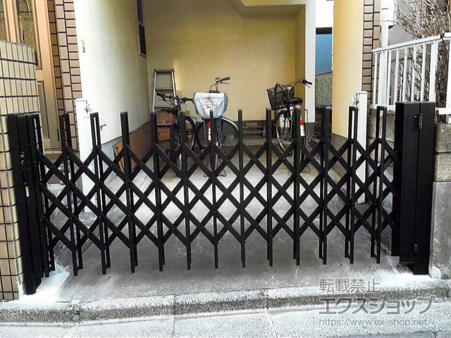 埼玉県所沢市ののカーゲート トリップゲート NC型 ノンキャスター 片開き 30S 施工例