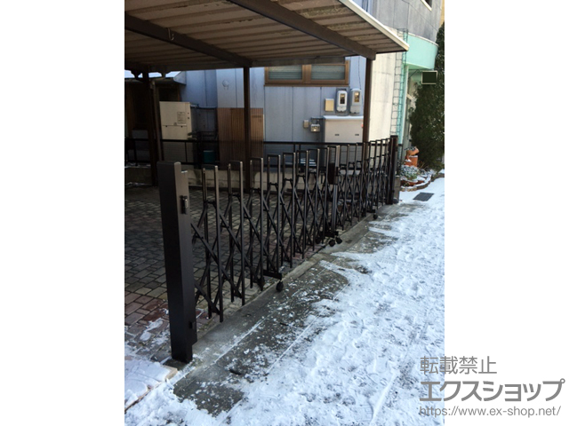 愛知県名古屋市ののカーゲート トリップゲート RB型 ノンレール 両開き 54W(27S+27M) 施工例