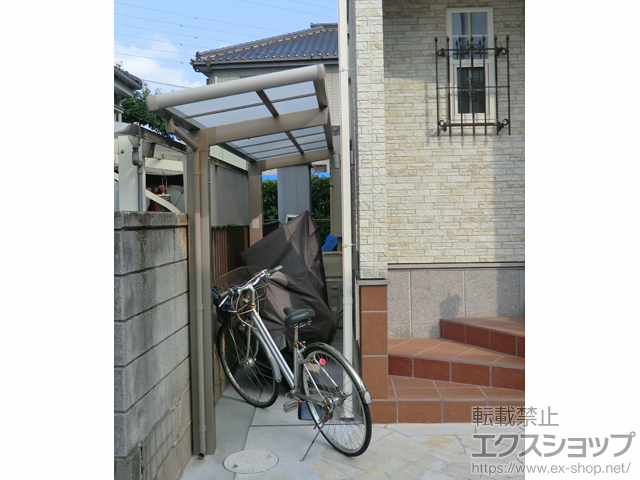 埼玉県越谷市のLIXIL リクシル（トステム）のサイクルポート・駐輪場 レークポートシグマIII ミニ 積雪〜20cm対応 施工例