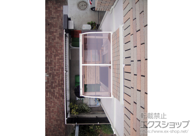 神奈川県相模原市のLIXIL リクシル（トステム）のバルコニー・ベランダ屋根 ライザーテラスII R型 ルーフタイプ 単体 積雪〜20cm対応 施工例