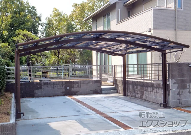 奈良県奈良市のYKKAPのカーポート レイナツインポートグラン　積雪～20cm対応 施工例