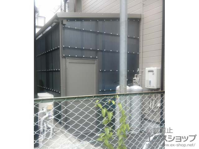 東京都江戸川区のLIXIL リクシル（トステム）のテラス屋根 ナーラテラス テラスタイプ 連棟 積雪〜20cm対応 ※特 施工例