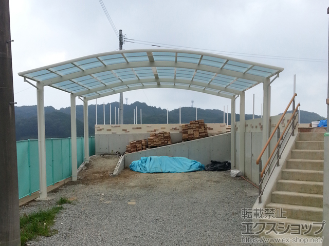 長崎県長崎市ののカーポート レイナツインポートグラン 延長　積雪〜20cm対応＋根ふき材補強部品 施工例