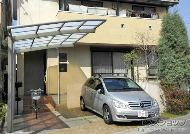愛知県大府市のLIXIL リクシル（トステム）のカーポート カーブポートシグマIII 積雪〜20cm対応 施工例