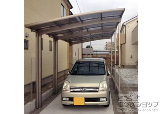 岐阜県羽島郡岐南町のLIXIL リクシル（トステム）のカーポート カーブポートシグマIII 延長 積雪〜20cm対応＋着脱式サポート ロング柱23用 1本入り×3セット 施工例