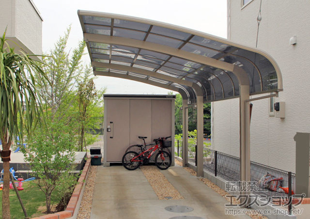 千葉県流山市のLIXIL リクシル（トステム）のカーポート テールポートシグマIII 延長 積雪〜20cm対応 施工例