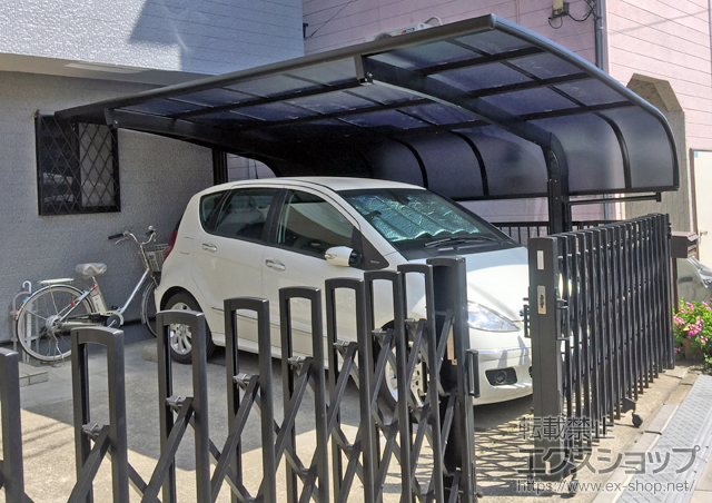 東京都江戸川区のLIXIL リクシル（トステム）のカーポート テールポートシグマIII 積雪〜20cm対応＋着脱式サポート 標準用 1本入 施工例