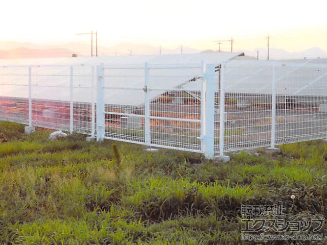 栃木県栃木市ののフェンス・柵 メッシュフェンスG10 フリー支柱タイプ メーター販売 施工例