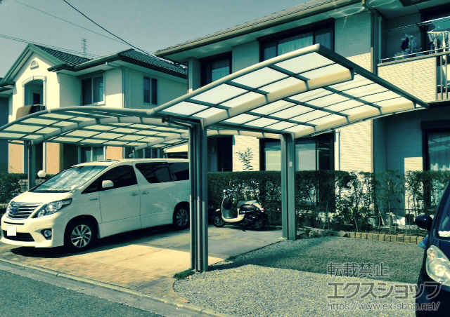 高知県高知市のLIXIL リクシル（トステム）のカーポート カーブポートシグマIII 積雪〜20cm対応＋着脱式サポート ロング柱23用 1本入り×2セット 施工例