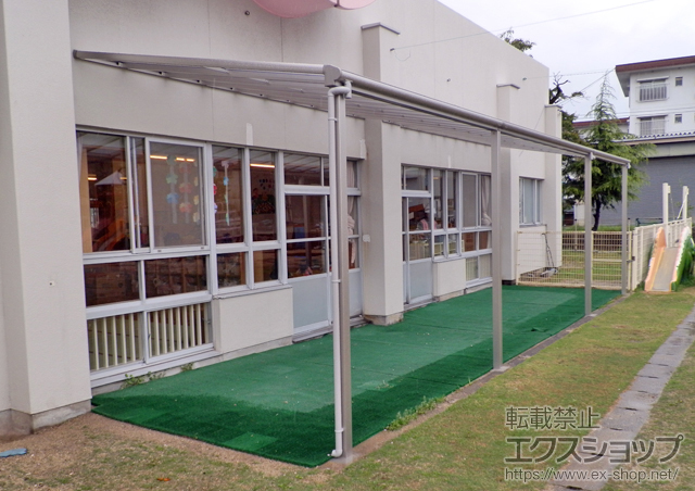 福岡県糟屋郡志免町ののテラス屋根 ヴェクターテラス F型 テラスタイプ 三連棟 積雪〜20cm対応 施工例