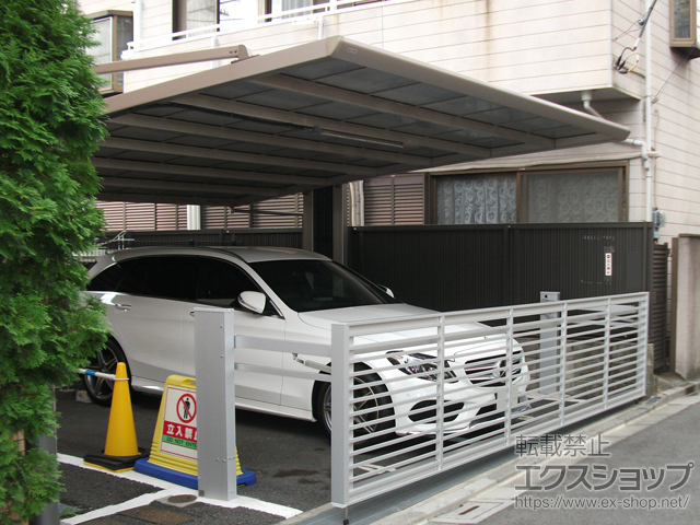 東京都荒川区ののカーゲート ワイドオーバードアS1型 電動式 施工例