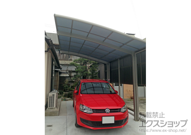 兵庫県加東市のLIXIL リクシル（トステム）のカーポート カーブポートシグマIII 積雪〜20cm対応＋サイドパネル＋着脱式サポート ロング柱23用 1本入り×2セット 施工例