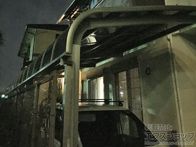 東京都江戸川区ののカーポート、バルコニー・ベランダ屋根 テールポートシグマIII 縦連棟 積雪〜20cm対応 施工例