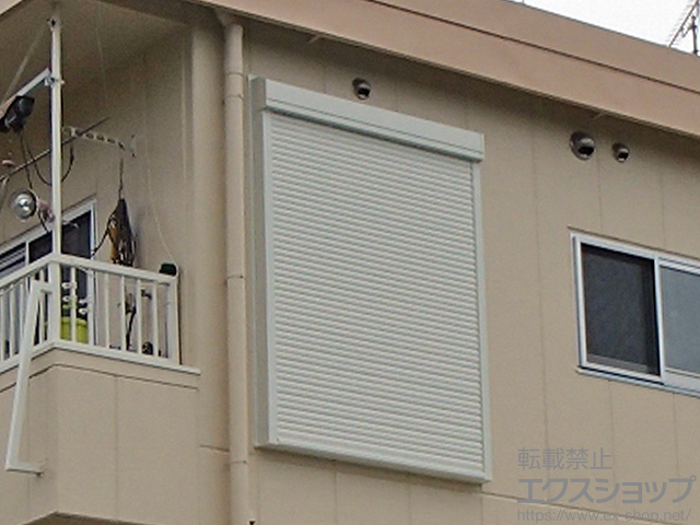 埼玉県深谷市のLIXIL リクシル（トステム）の窓シャッター リフォームシャッタークワトロ 電動式 施工例