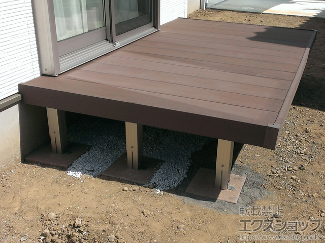 神奈川県南足柄市ののウッドデッキ リウッドデッキ 200 施工例