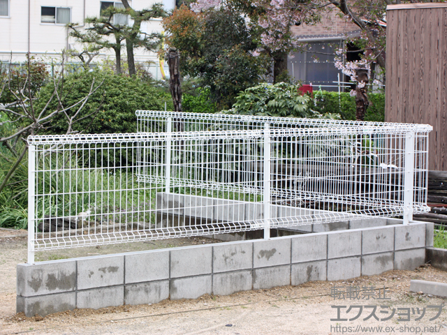 広島県竹原市ののフェンス・柵 ハイグリッドフェンス11型 フリーポールタイプ 施工例