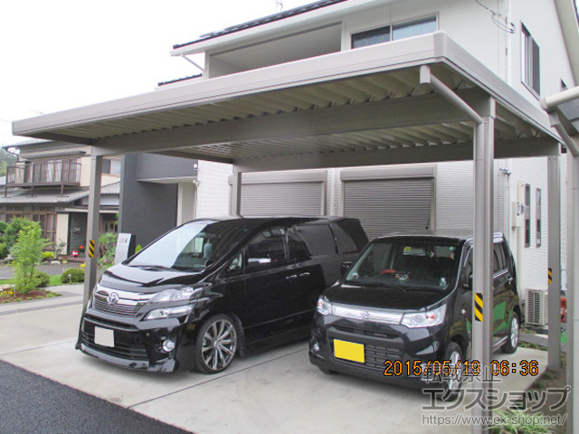 埼玉県北本市のLIXIL リクシル（トステム）のカーポート テリオスポートIII 1500 2台用 角柱4本仕様 積雪〜50cm対応 施工例