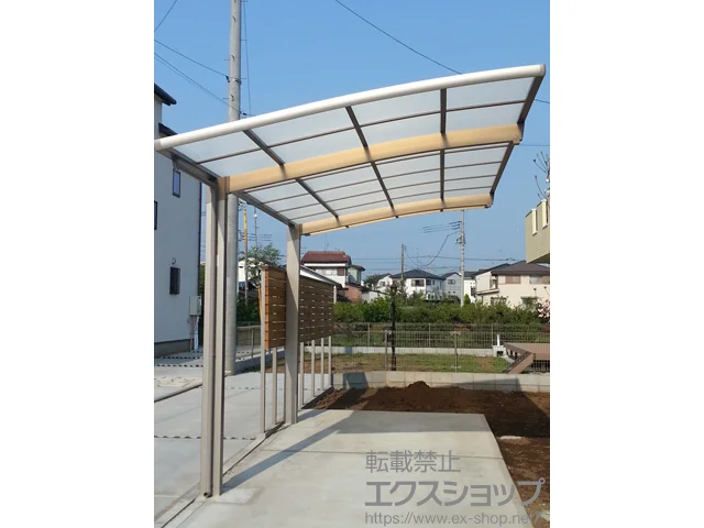 埼玉県所沢市のLIXIL リクシル（トステム）のカーポート カーブポートシグマIII 積雪～20cm対応＋着脱式サポート ロング柱23用 1本入り×2セット 施工例
