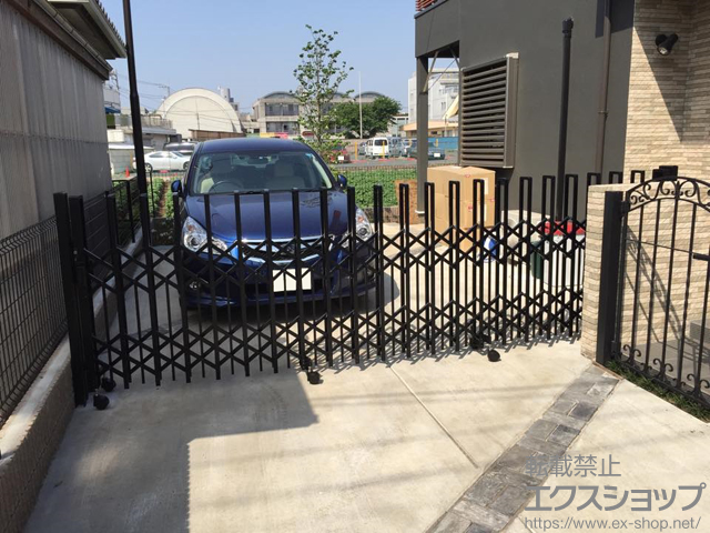 東京都調布市ののカーゲート トリップゲート ペットガード型 ノンレール 片開き 40S 施工例