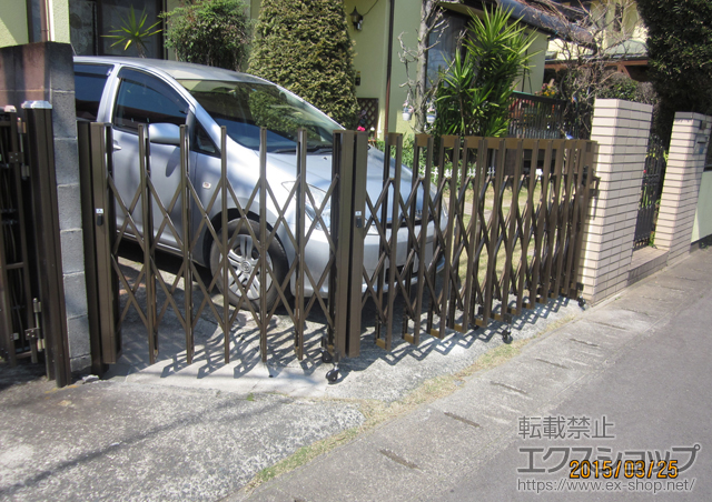 熊本県熊本市ののカーゲート アルシャインII M型 A/角地タイプ ノンレール 片開き親子 (150+270) 施工例