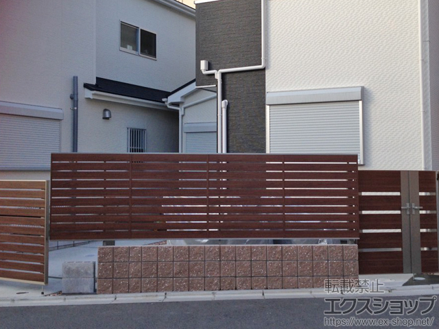 大阪府吹田市ののフェンス・柵 ジオーナフェンス YS型 マテリアルカラー フリーポールタイプ 施工例