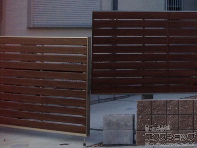 大阪府吹田市ののカーゲート オーバードアS5型 マテリアルカラー 電動式 施工例