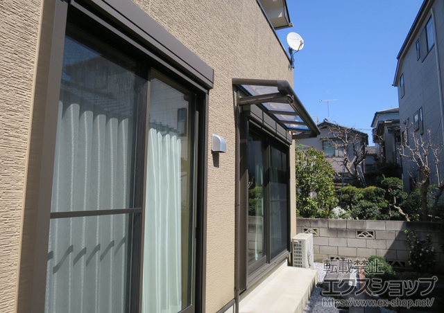 埼玉県川口市のLIXIL リクシル（トステム）のバルコニー・ベランダ屋根 パワーアルファ F型 ルーフタイプ 単体 積雪〜30cm対応 施工例