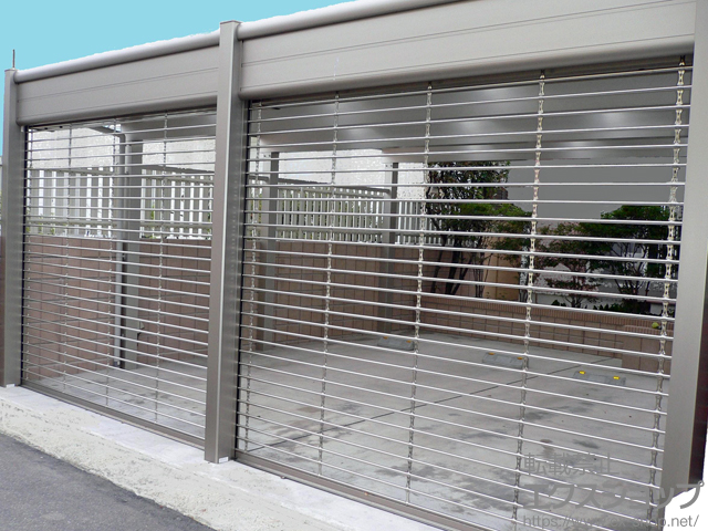 福井県福井市ののガレージシャッター シャッターゲート FX1型 電動式 連棟 施工例